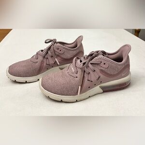 NIKE Air Max Sequent 3 Elemental Rose 2018